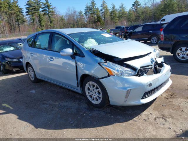  Salvage Toyota Prius v