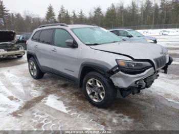  Salvage Jeep Cherokee