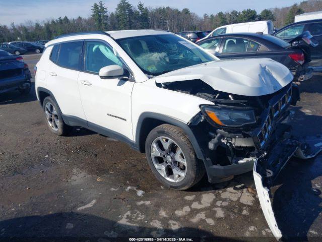  Salvage Jeep Compass