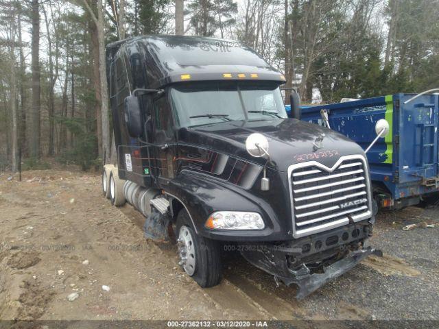  Salvage Mack Cxu613