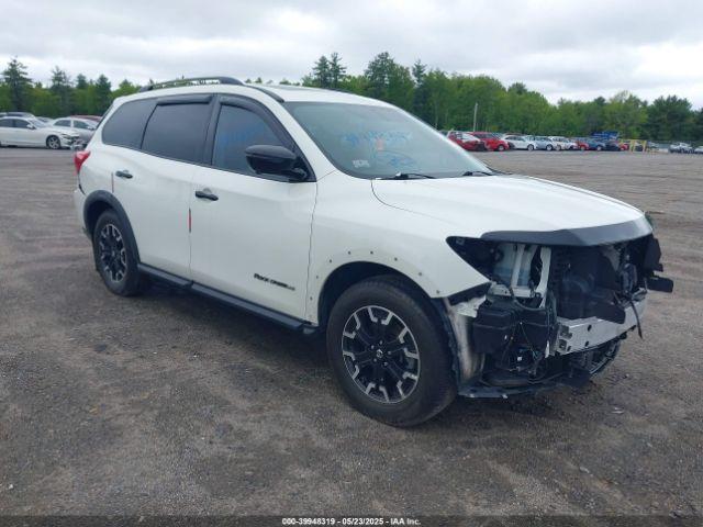  Salvage Nissan Pathfinder