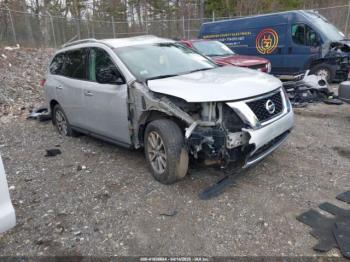  Salvage Nissan Pathfinder