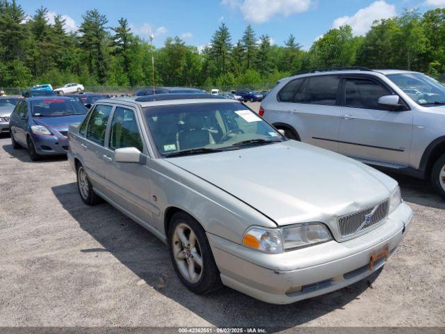 Salvage Volvo S70