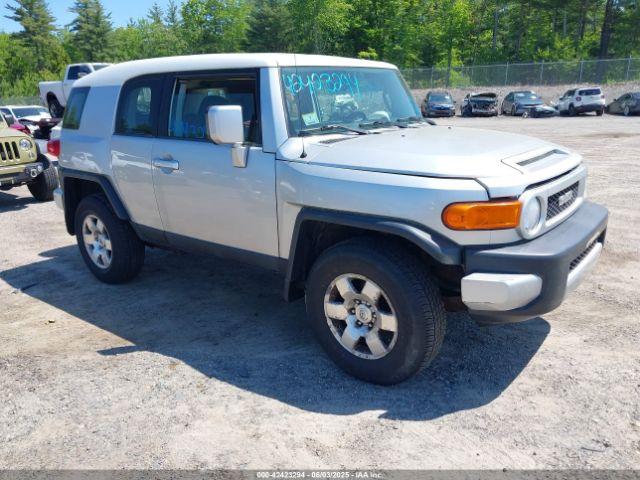  Salvage Toyota FJ Cruiser