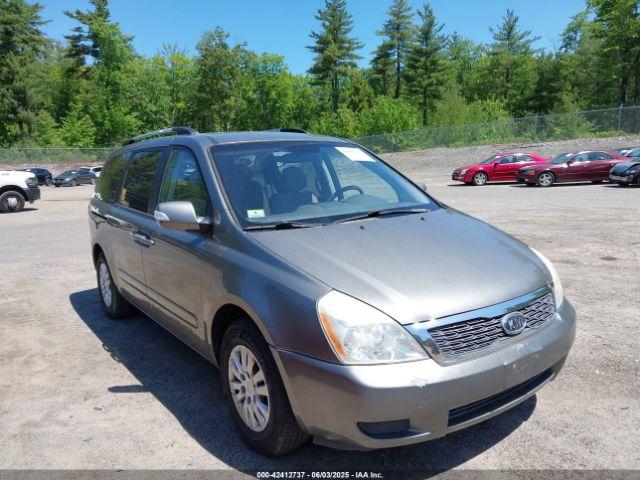  Salvage Kia Sedona