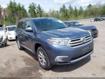  Salvage Toyota Highlander
