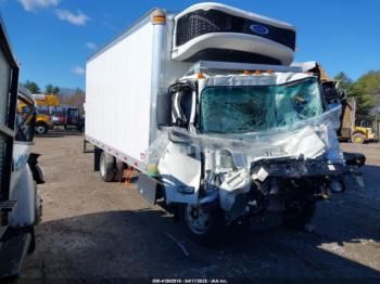  Salvage Chevrolet 5500xd Lcf Diesel