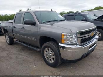  Salvage Chevrolet Silverado 2500