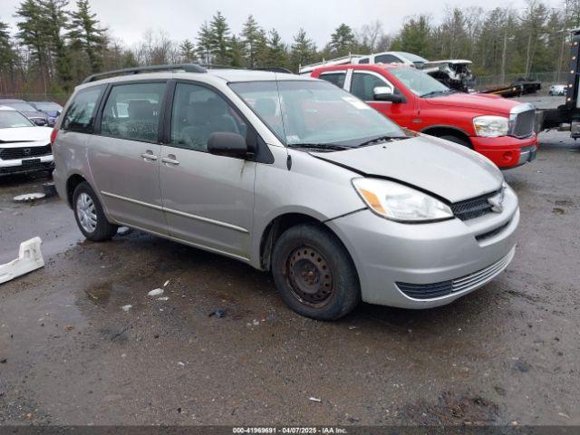  Salvage Toyota Sienna