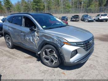  Salvage Hyundai TUCSON