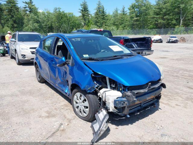  Salvage Toyota Prius c
