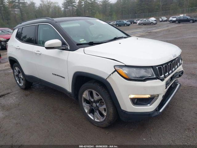  Salvage Jeep Compass