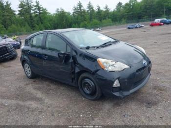  Salvage Toyota Prius c