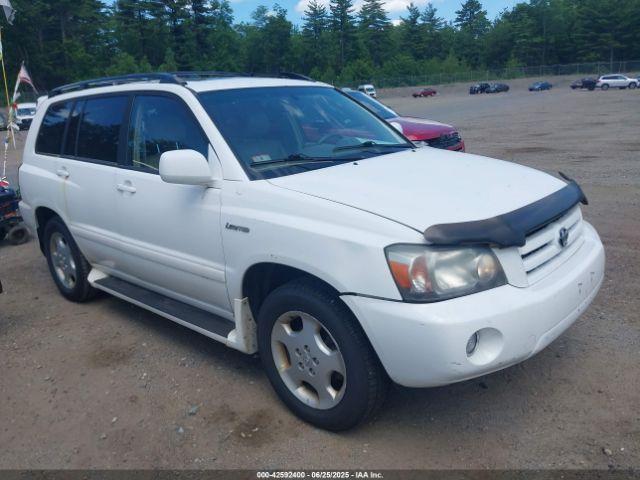  Salvage Toyota Highlander