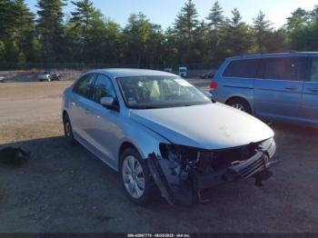  Salvage Volkswagen Jetta