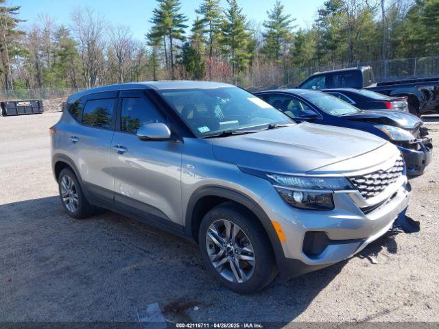  Salvage Kia Seltos