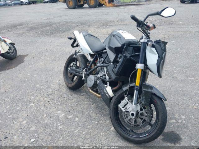  Salvage KTM 990