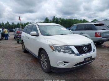  Salvage Nissan Pathfinder