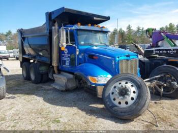  Salvage Peterbilt 348