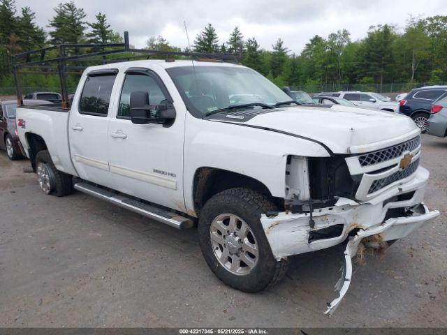  Salvage Chevrolet Silverado 2500