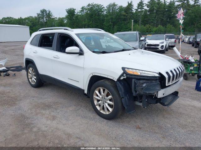  Salvage Jeep Cherokee