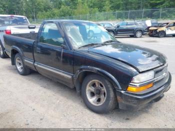  Salvage Chevrolet S-10