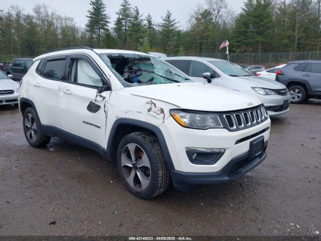  Salvage Jeep Compass