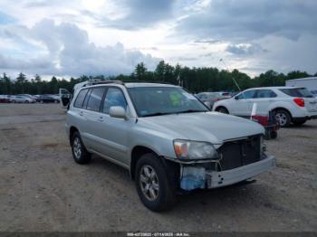  Salvage Toyota Highlander