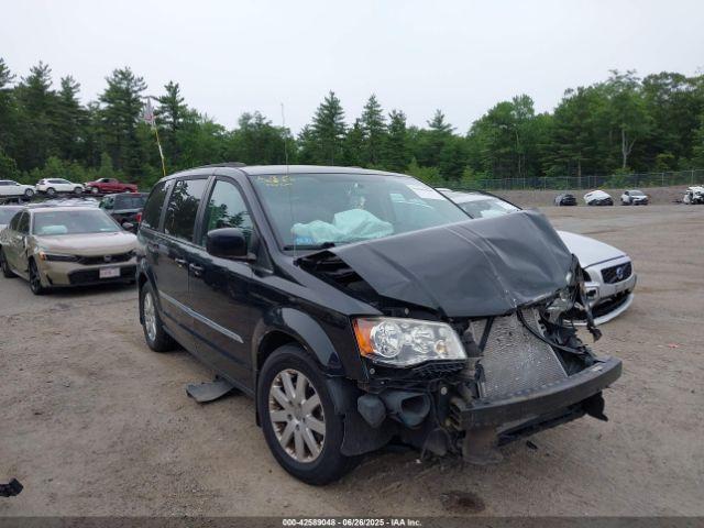  Salvage Chrysler Town & Country
