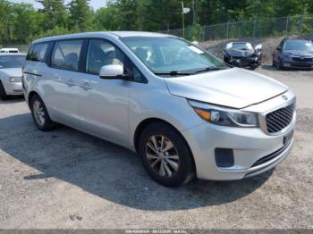  Salvage Kia Sedona