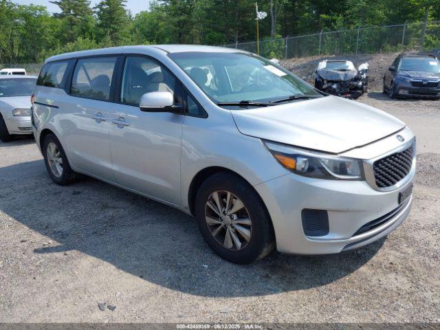  Salvage Kia Sedona
