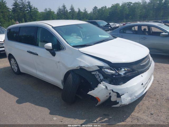  Salvage Chrysler Voyager