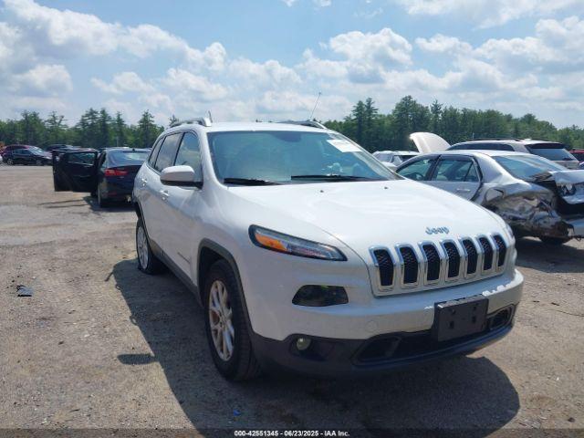  Salvage Jeep Cherokee