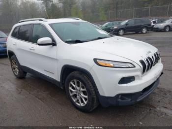  Salvage Jeep Cherokee