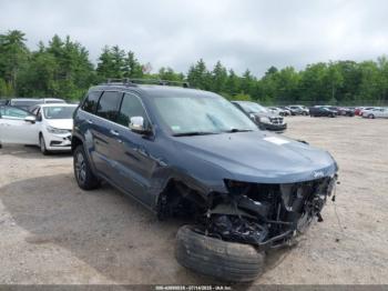  Salvage Jeep Grand Cherokee