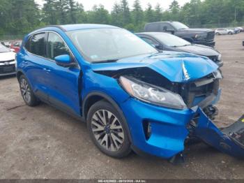  Salvage Ford Escape