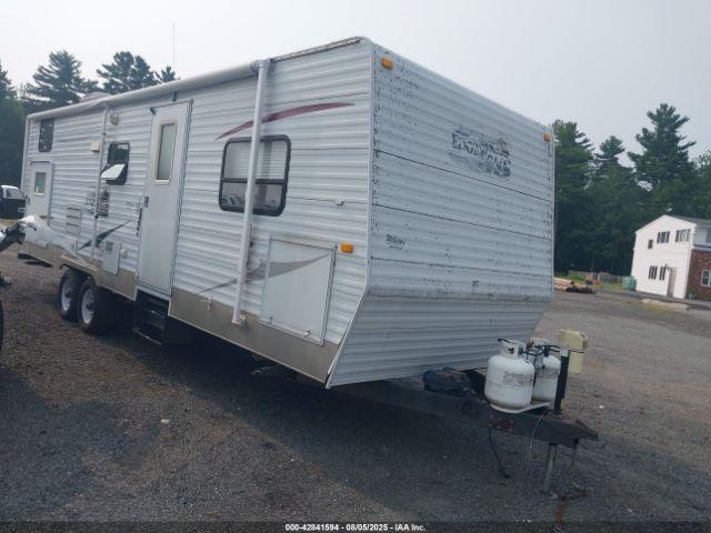  Salvage Sunnybrook Camper