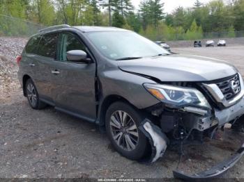  Salvage Nissan Pathfinder