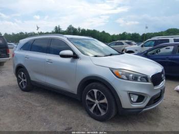  Salvage Kia Sorento