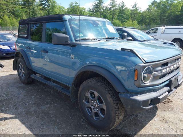  Salvage Ford Bronco