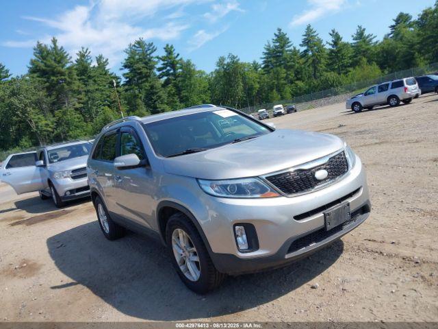  Salvage Kia Sorento