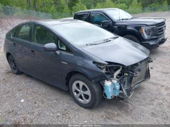  Salvage Toyota Prius