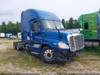  Salvage Freightliner Cascadia 125