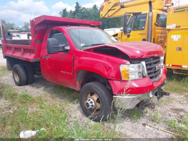  Salvage General Motors Sierra 3500hd Chassis