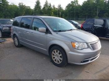  Salvage Chrysler Town & Country