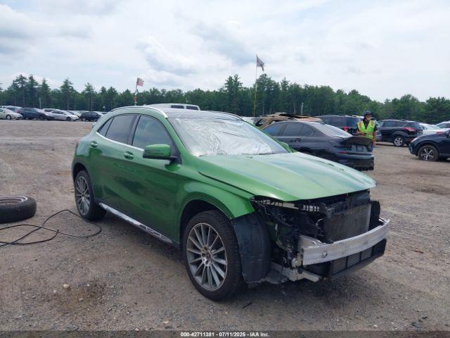  Salvage Mercedes-Benz GLA
