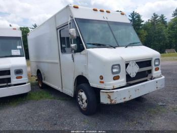  Salvage Freightliner Chassis