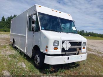  Salvage Freightliner Chassis