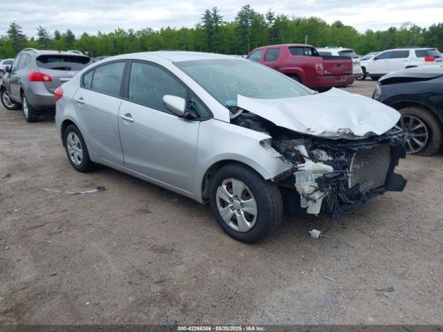  Salvage Kia Forte