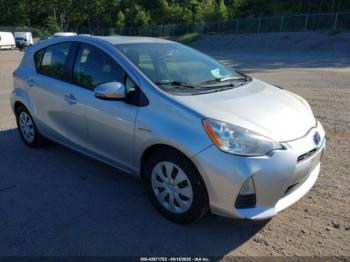  Salvage Toyota Prius c